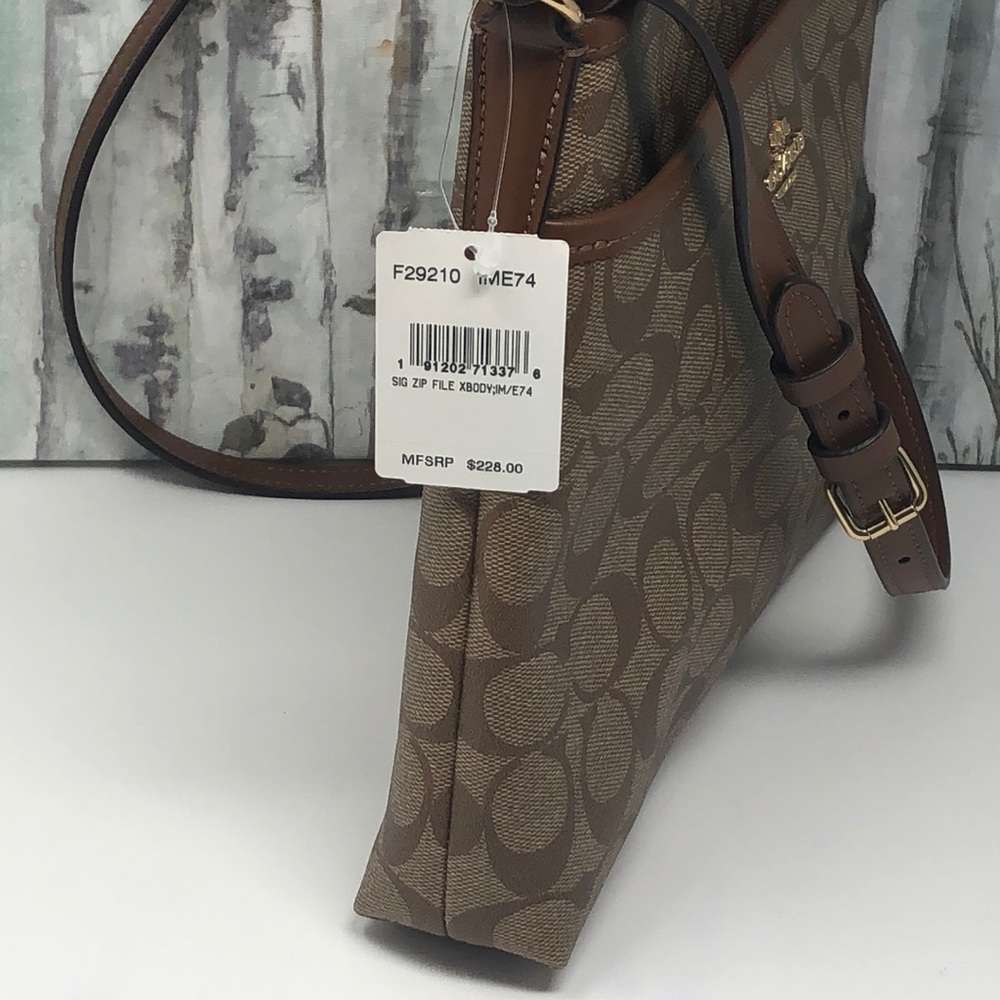 NWT coach outline zip crossbody - Picture 2 of 6